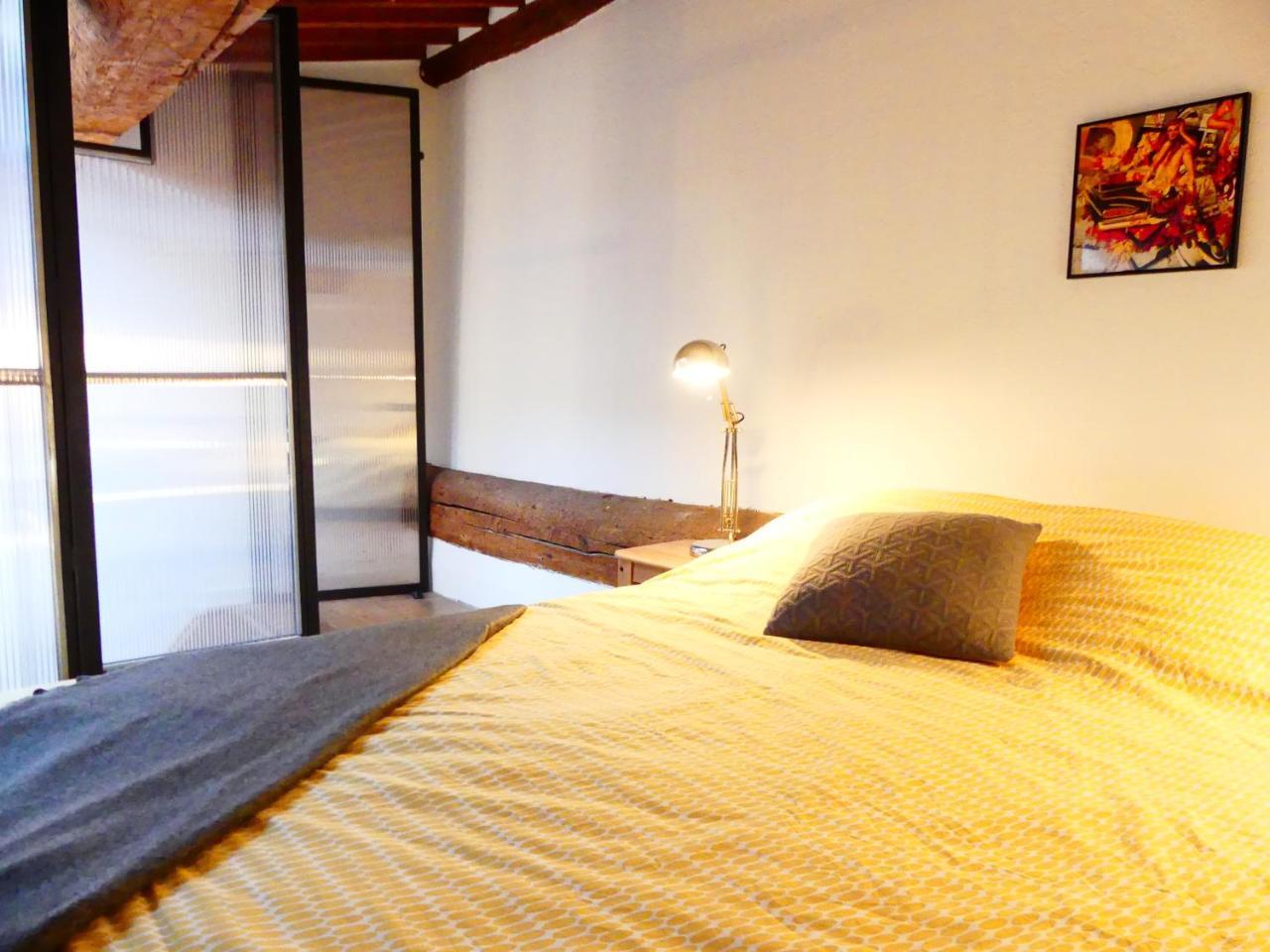 Les Bernardines Apartment เอ็ก-ซอง-โพรวองซ์ ภายนอก รูปภาพ